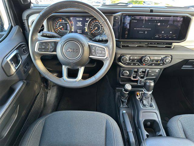 2024 Jeep Wrangler 4-Door Sahara 4x4