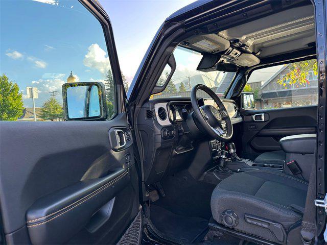 2024 Jeep Wrangler 4-Door Sahara 4x4