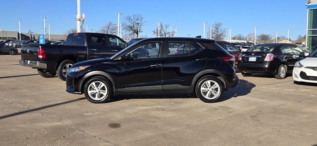 2021 Nissan Kicks S Xtronic CVT