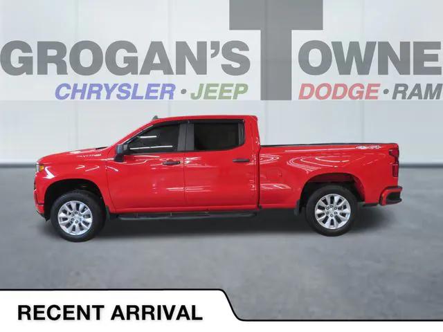 2020 Chevrolet Silverado 1500 4WD Crew Cab Standard Bed Custom