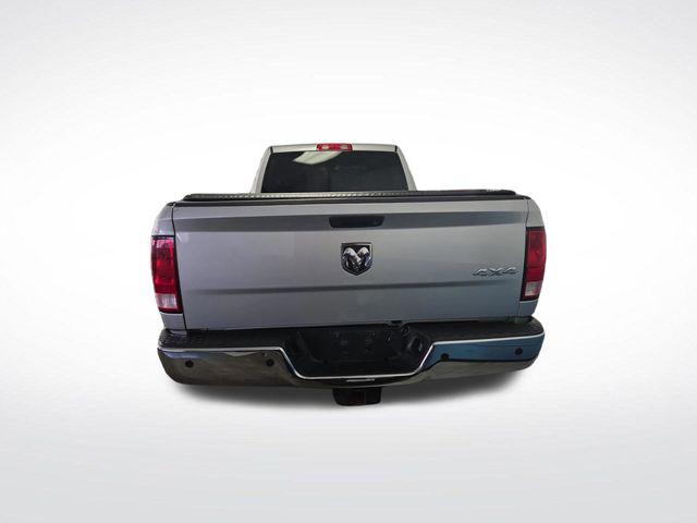 2017 RAM 3500 Tradesman Crew Cab 4x4 64 Box 2017 RAM 3500 Tradesman Crew Cab 4x4 64 Box