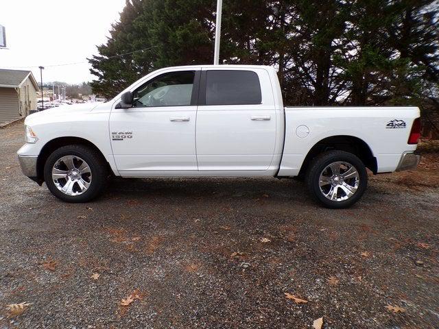 2021 RAM 1500 Classic SLT Crew Cab 4x4 57 Box