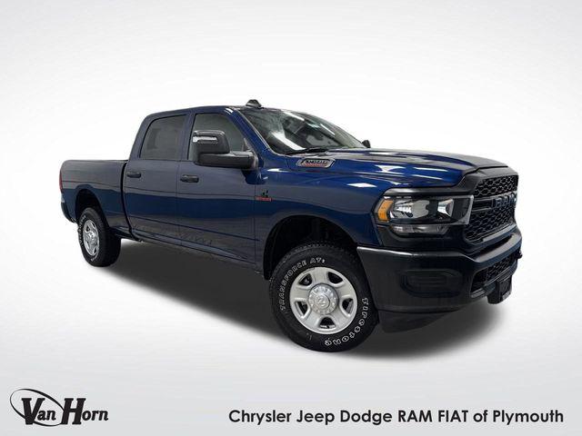 2024 RAM 3500 Tradesman Crew Cab 4x4 64 Box