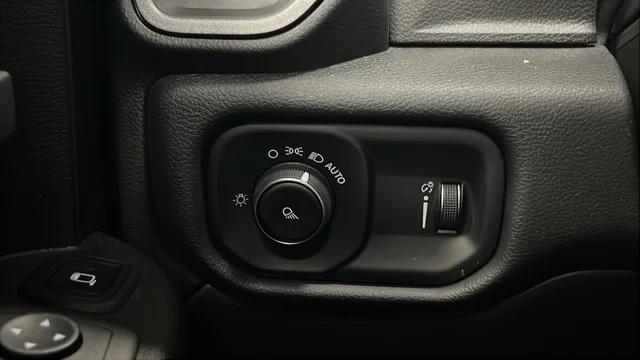2024 Ram 3500 Tradesman Crew Cab 4x4 6'4" Box