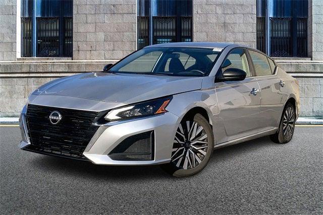 2024 Nissan Altima SV FWD