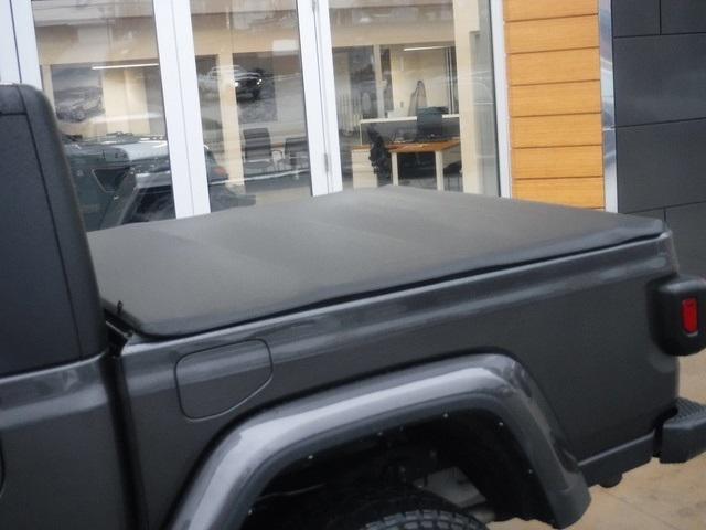 2022 Jeep Gladiator Mojave 4x4 2022 Jeep Gladiator Mojave 4x4