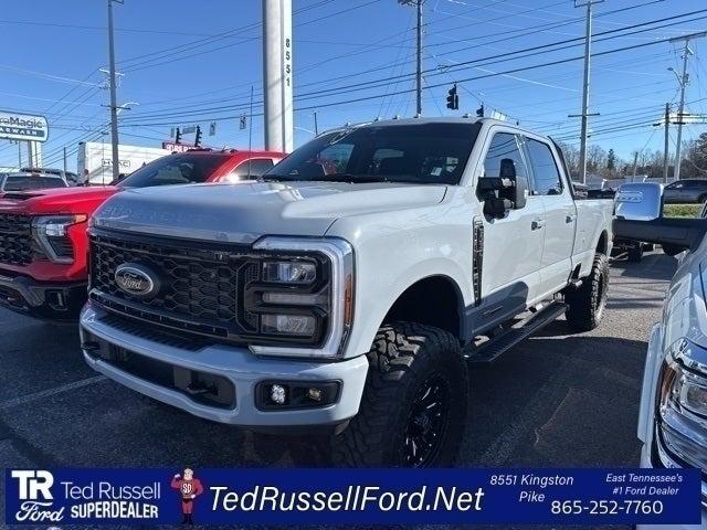 2025 Ford F-350 LARIAT