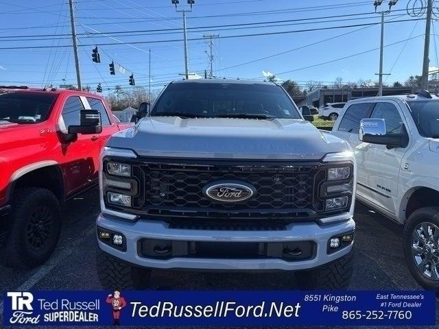 2025 Ford F-350 LARIAT