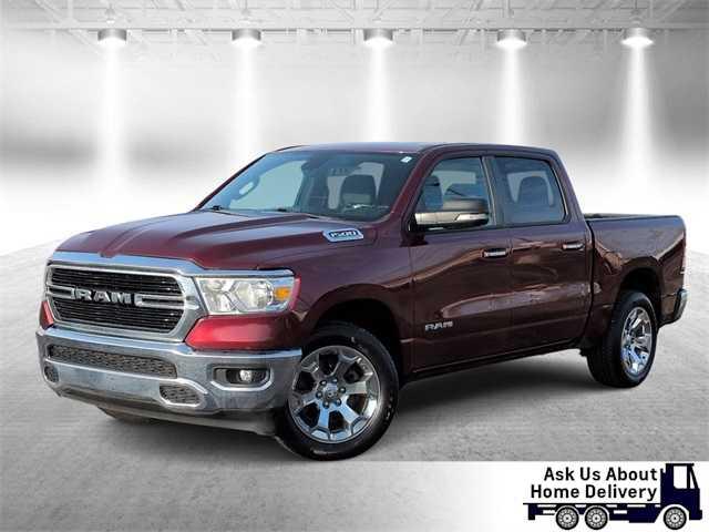2019 RAM 1500 Big Horn/Lone Star Crew Cab 4x4 57 Box