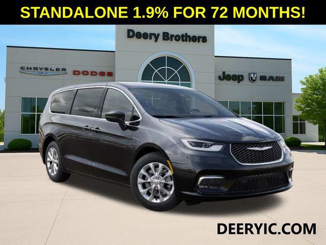 2026 Chrysler Pacifica PACIFICA SELECT AWD