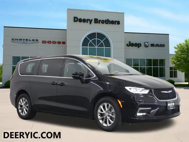 2026 Chrysler Pacifica PACIFICA SELECT AWD