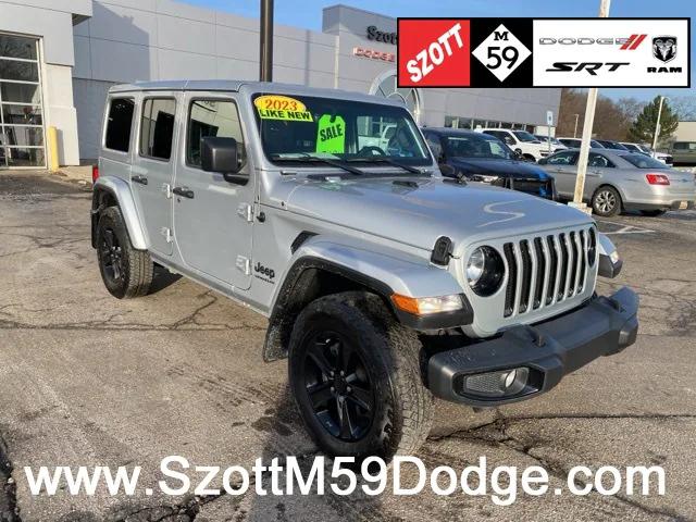 2023 Jeep Wrangler 4-Door Sahara Altitude