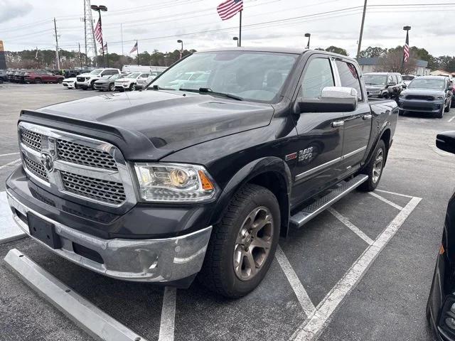 2018 RAM 1500 Laramie Crew Cab 4x4 57 Box