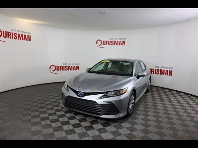 2022 Toyota Camry LE Hybrid