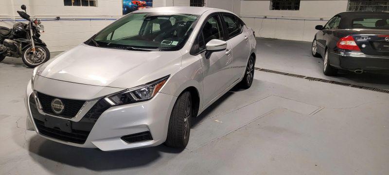 2021 Nissan Versa SV Xtronic CVT