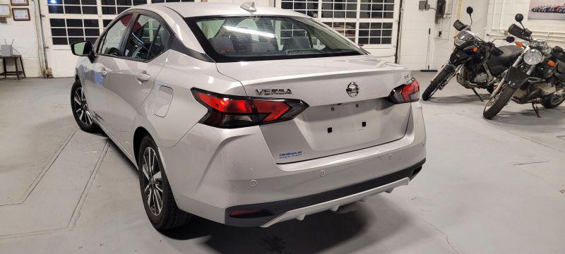 2021 Nissan Versa SV Xtronic CVT