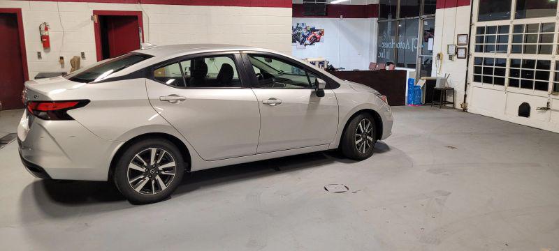 2021 Nissan Versa SV Xtronic CVT
