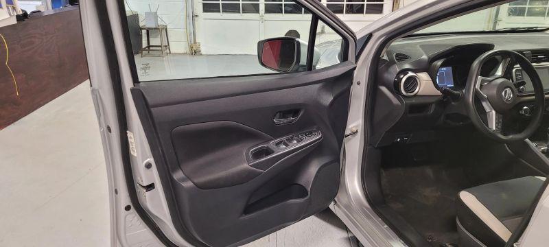 2021 Nissan Versa SV Xtronic CVT