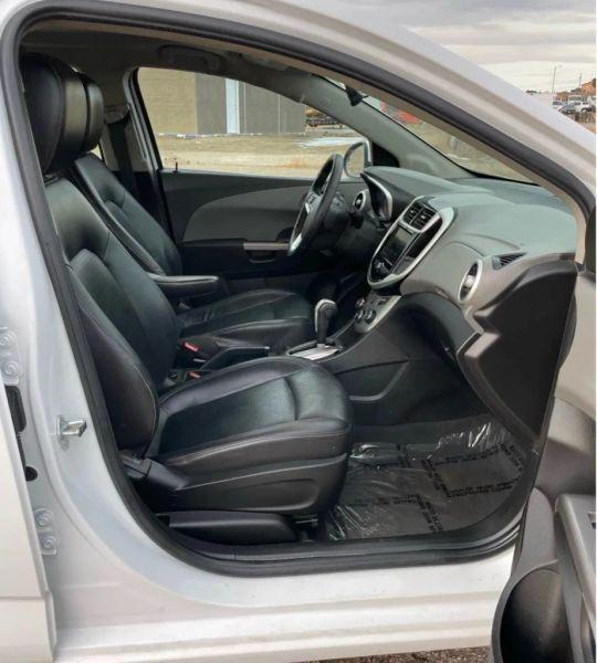 2019 Chevrolet Sonic Premier Auto
