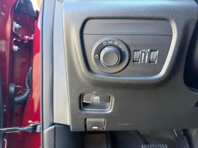 2026 Jeep Grand Cherokee L Altitude 4x4