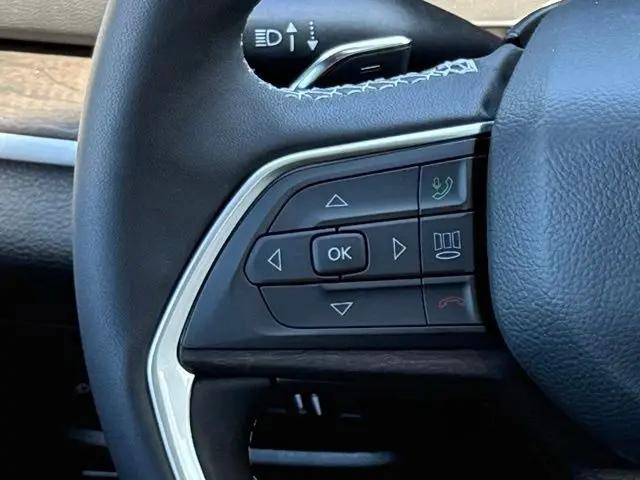 2026 Jeep Grand Cherokee L Altitude 4x4