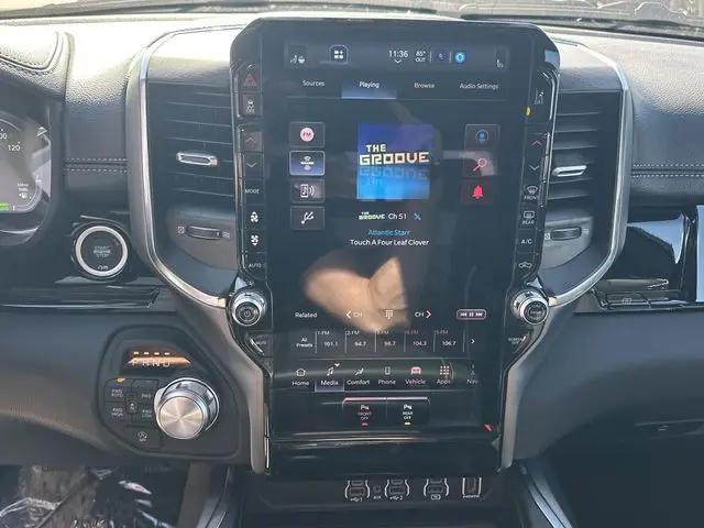 2026 Ram 1500 Laramie Crew Cab 4x4 5'7" Box