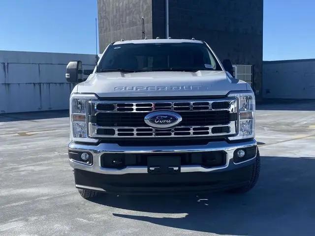 2026 Ford F-350 XLT