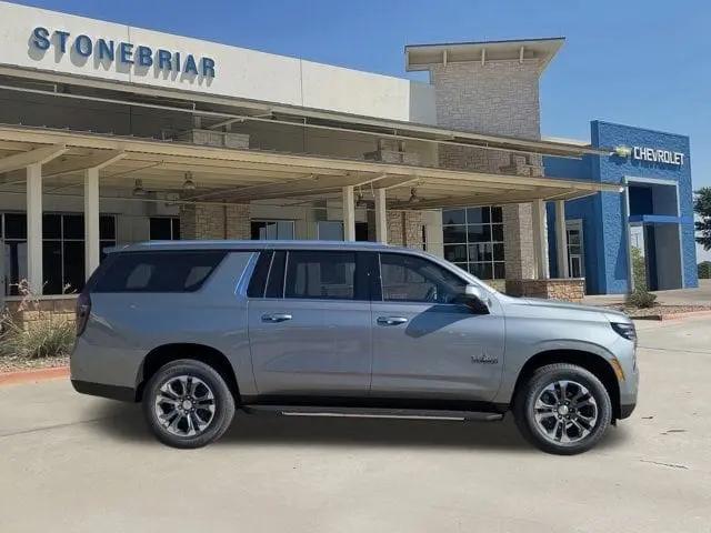 2026 Chevrolet Suburban LT, RWD
