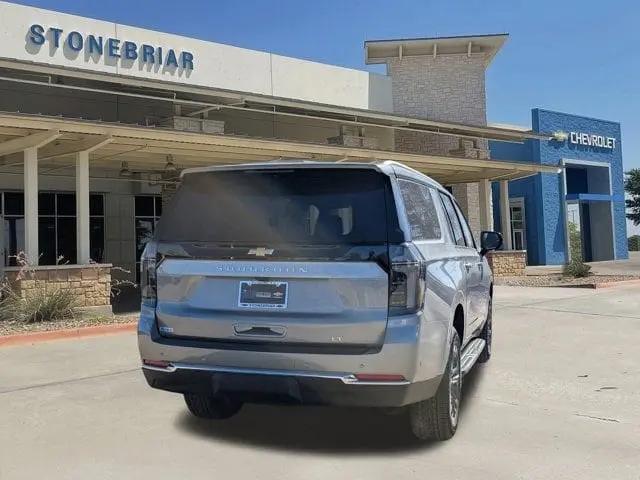 2026 Chevrolet Suburban LT, RWD