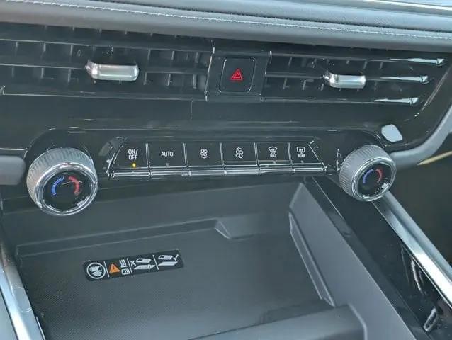 2026 Chevrolet Suburban LT, RWD