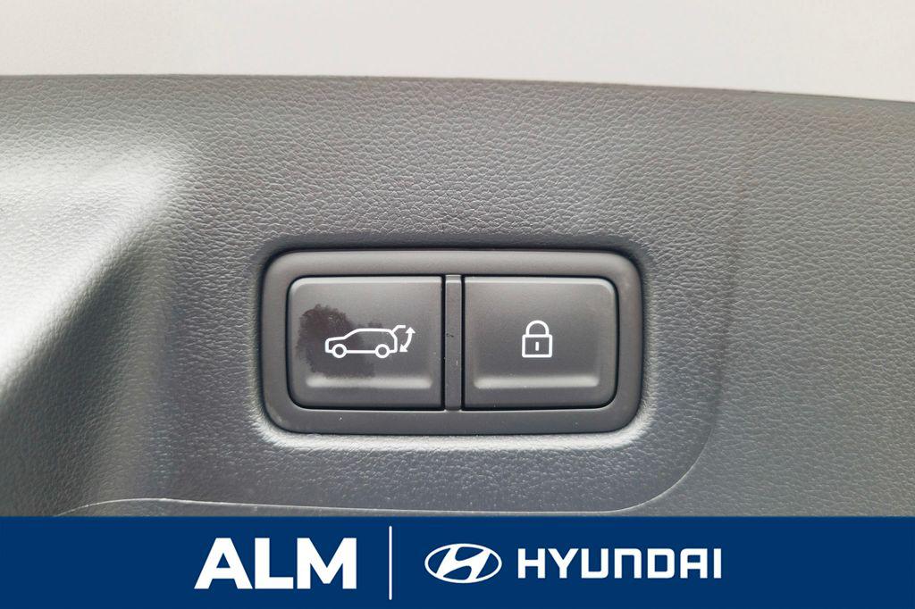 New 2026 Silver Hyundai SE FWD image 8