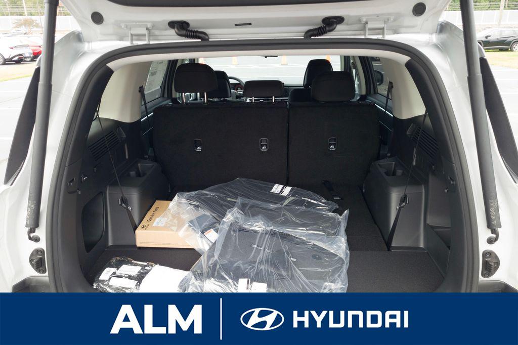 New 2026 Silver Hyundai SE FWD image 9