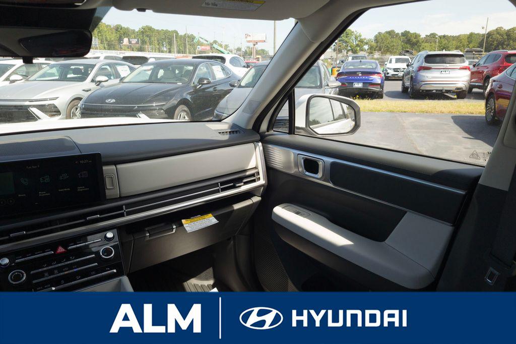 New 2026 Silver Hyundai SE FWD image 18