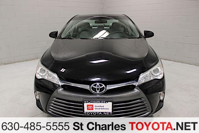 Used 2016 Toyota Camry LE with VIN 4T4BF1FK1GR529287 for sale in St. Charles, IL