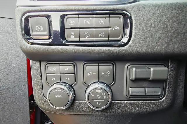 2026 GMC Yukon XL 4WD Elevation