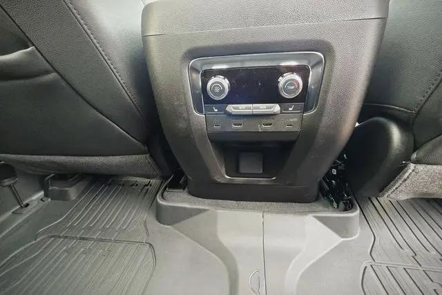2026 GMC Yukon XL 4WD Elevation