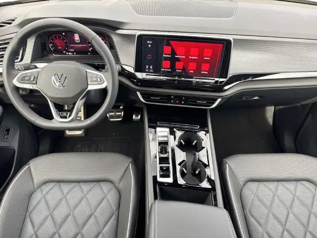 2026 Volkswagen Atlas Cross Sport SEL Premium R-Line