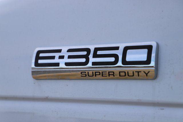 2026 Ford E-350 Cutaway Base