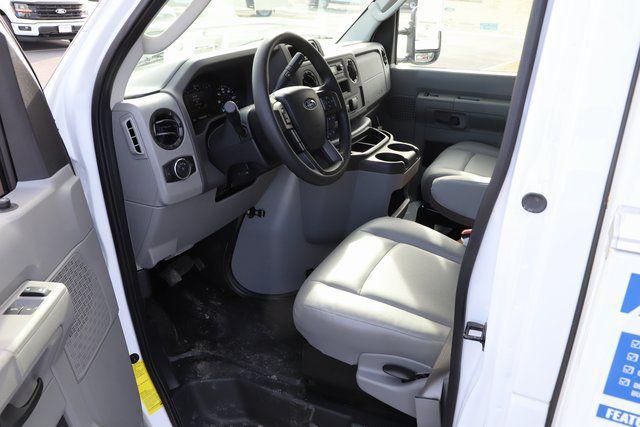 2026 Ford E-350 Cutaway Base