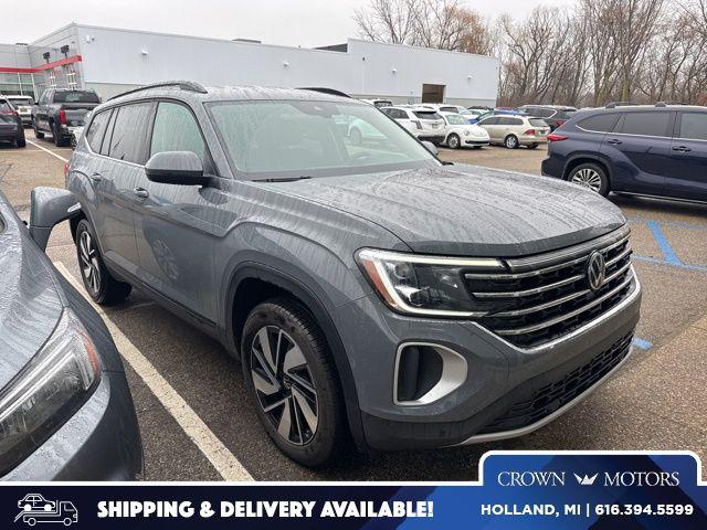 2025 Volkswagen Atlas SE w/Tech's photo