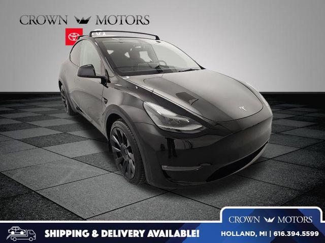 2023 Tesla Model Y Long Range's photo