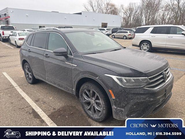 2023 Volkswagen Tiguan SE's photo