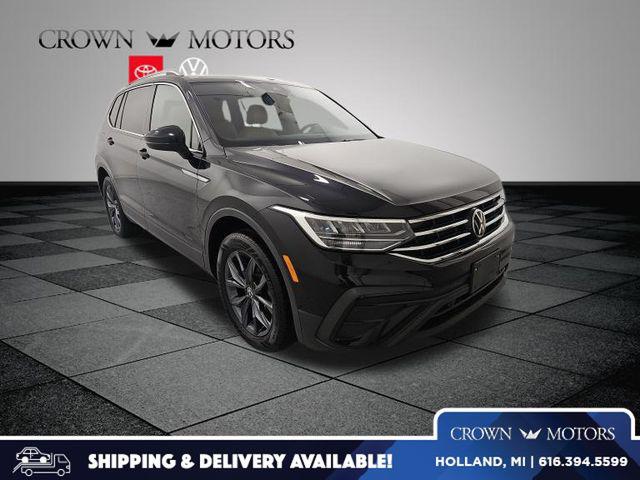 2023 Volkswagen Tiguan SE's photo