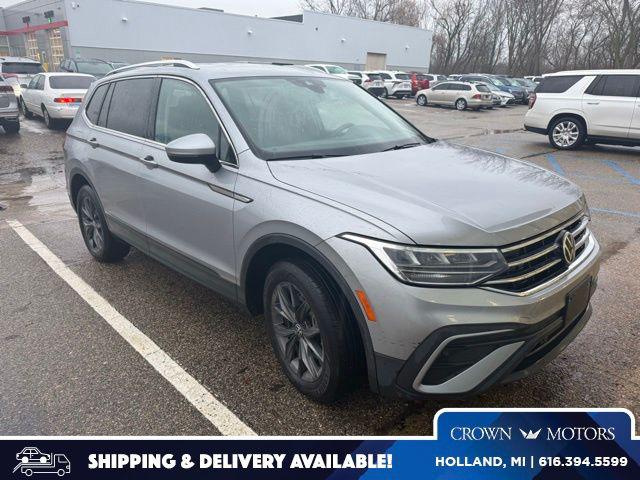 2022 Volkswagen Tiguan SE's photo