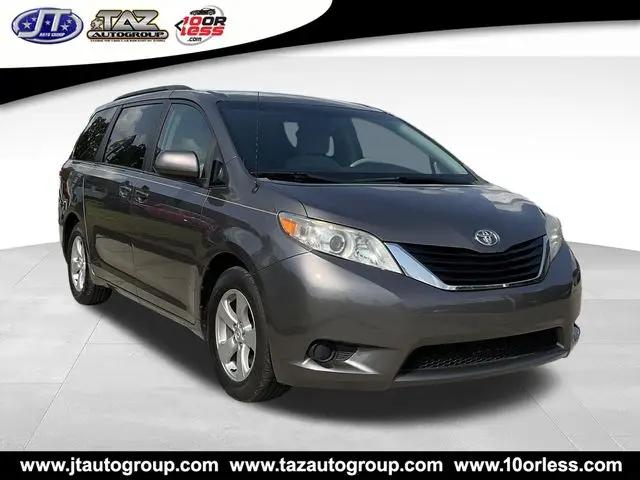 2014 Toyota Sienna LE V6 7 Passenger Mobility for sale in Sanford, NC