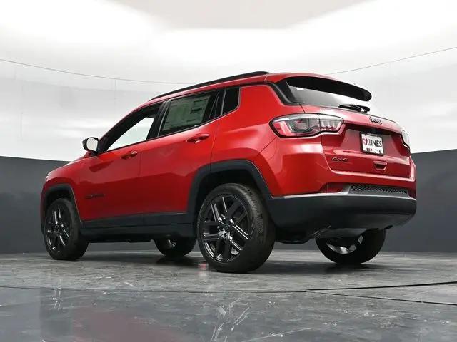 2026 Jeep Compass Latitude Altitude