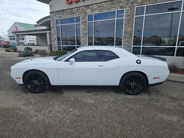 2018 Dodge Challenger SXT