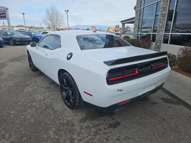 2018 Dodge Challenger SXT