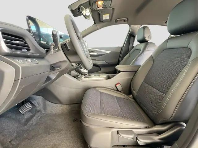 2026 Buick NV Preferred FWD