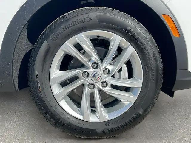 2026 Buick NV Preferred FWD